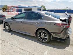 تۆیۆتا کامری